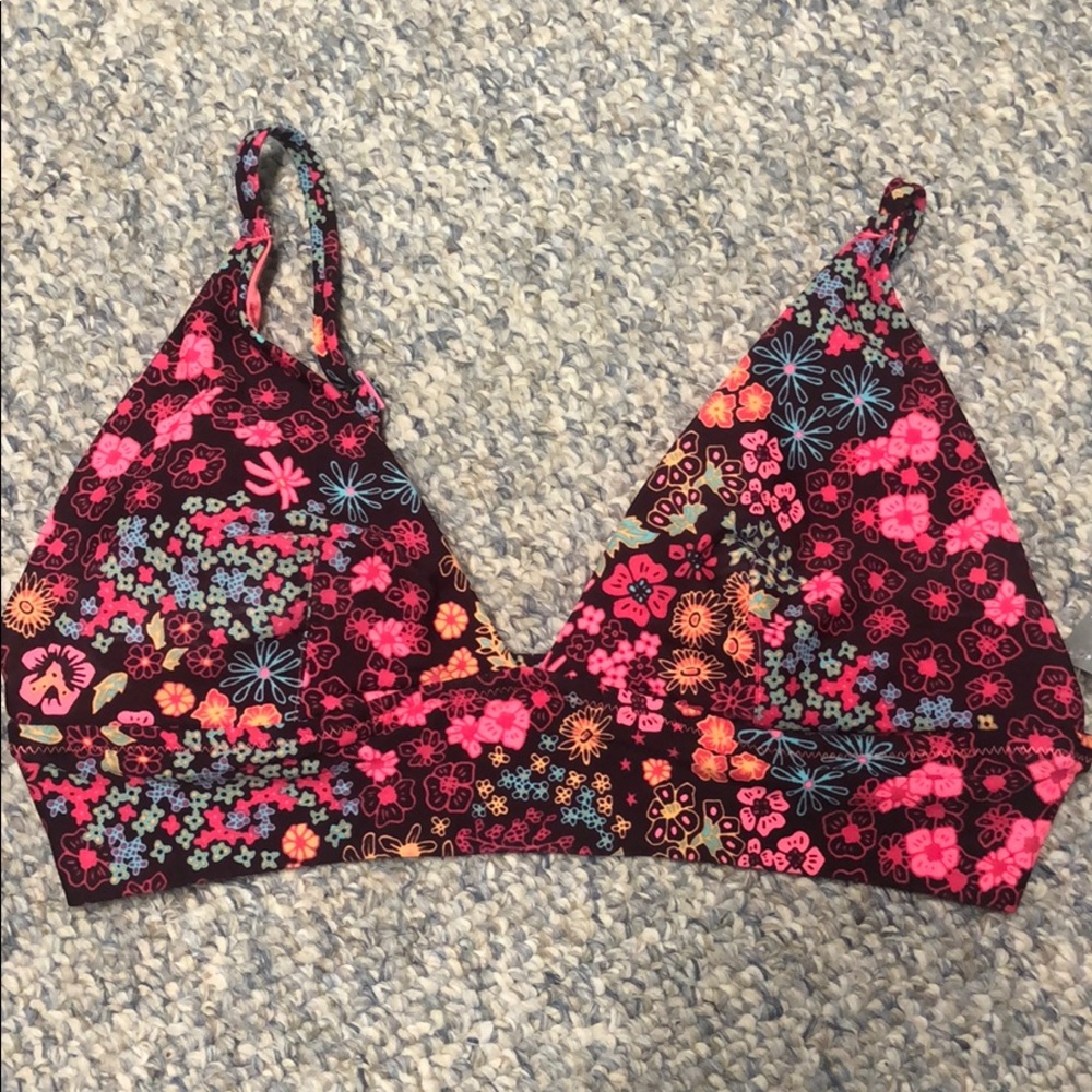 NWT! aerie bikini top